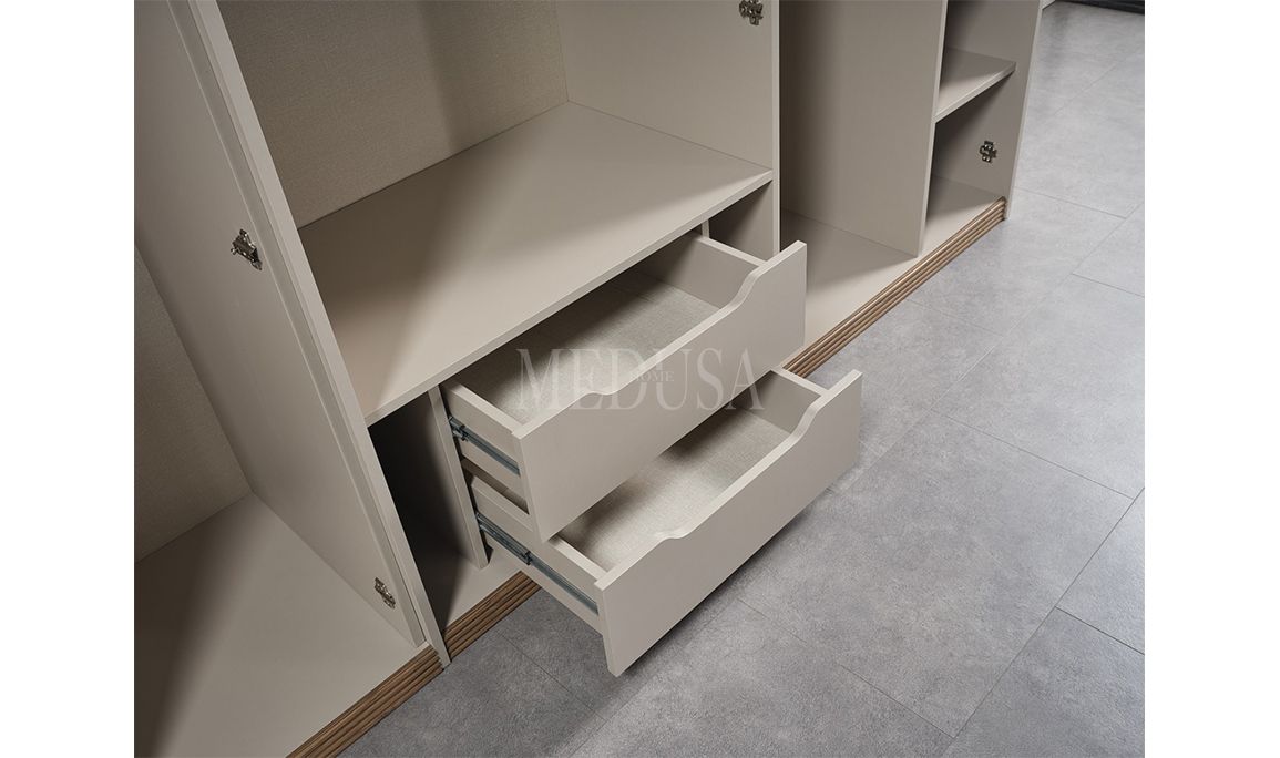 Medusa Home Mobilya - Assos 6 Kapılı Yatak Odası (Aynalı)