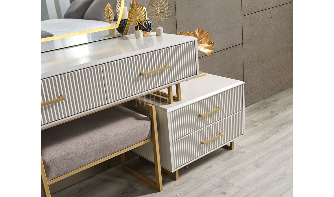 Medusa Home Mobilya - Beth Gold 6 Kapılı Yatak Odası