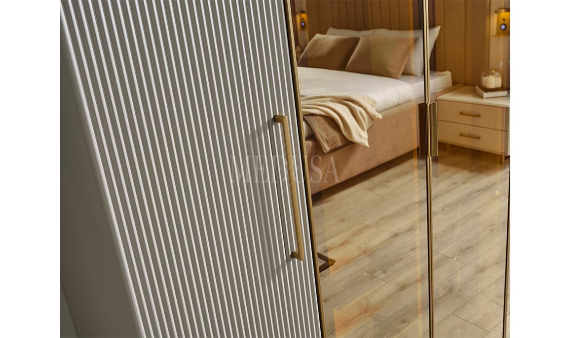 Medusa Home Mobilya - Beth Gold 6 Kapılı Yatak Odası