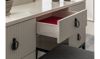 Medusa Home Mobilya - Defne 6 Kapılı Yatak Odası - Cam