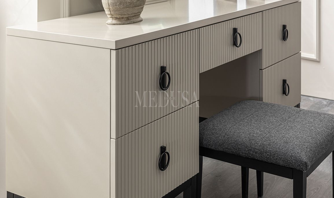 Medusa Home Mobilya - Defne 6 Kapılı Yatak Odası - Cam