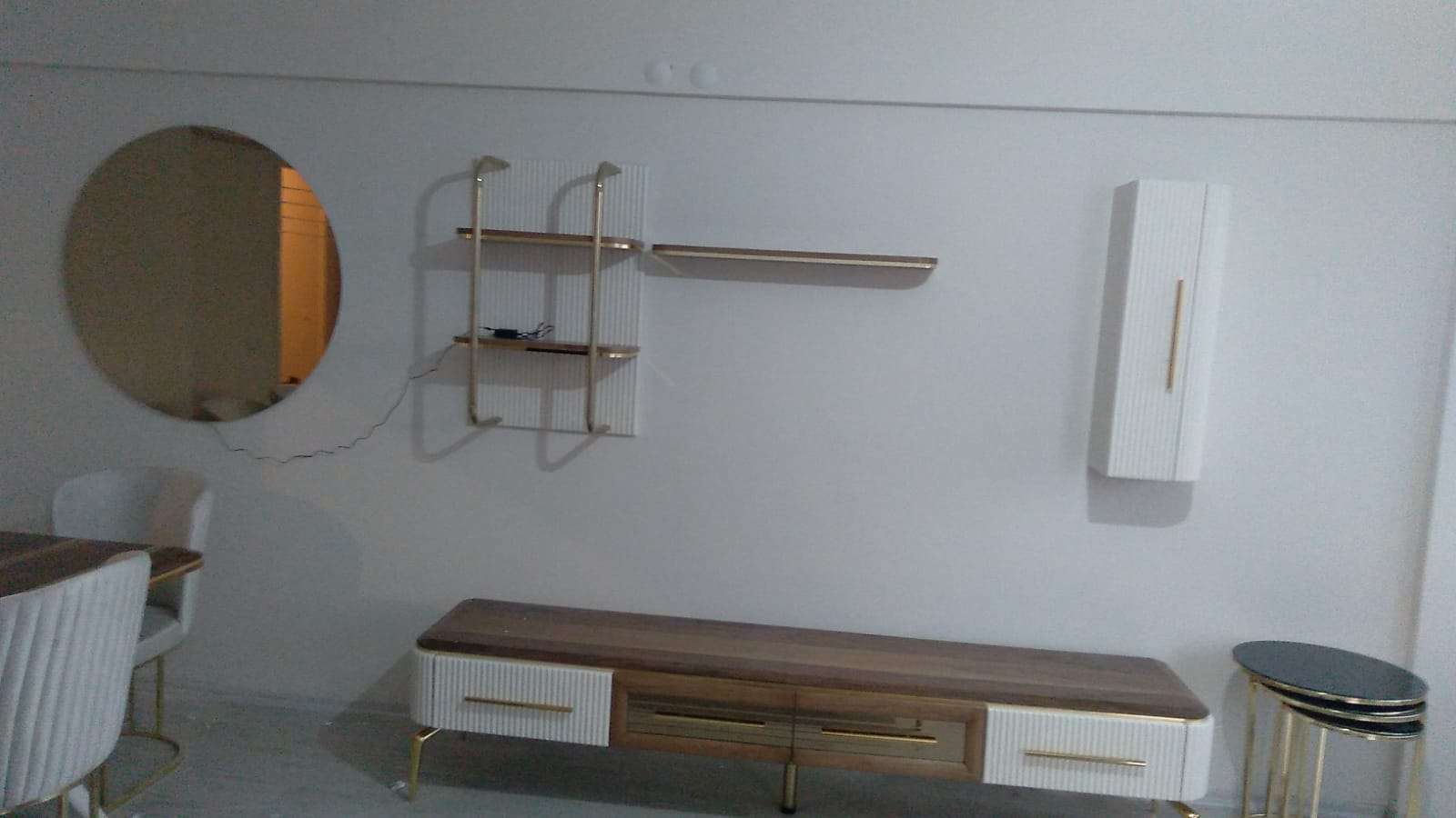 Medusa Home Mobilya - Eşref Bey - İzmir