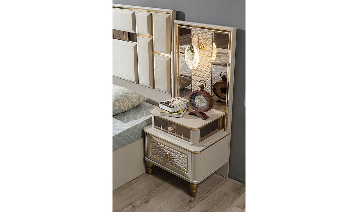 Medusa Home Mobilya - Kristal Komodin
