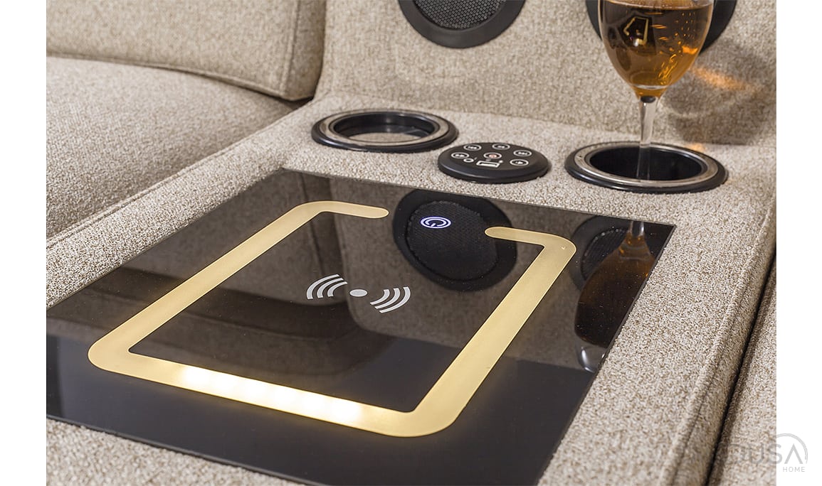 Medusa Home Mobilya - Kristal Ses Sistemli ve Motorlu Dörtlü Koltuk