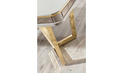 Medusa Home Mobilya - Kristal Yemek Masası