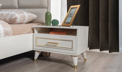 Medusa Home - Mathilda Komodin Medusa Home - Mathilda Komodin