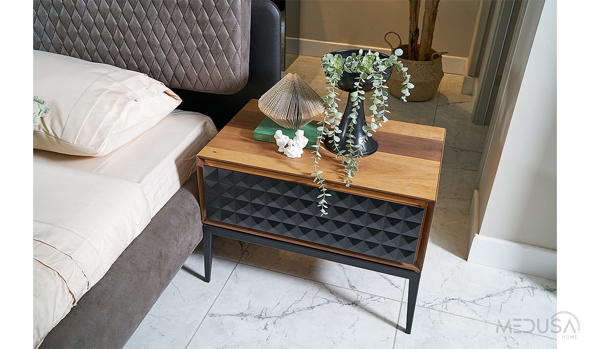 Medusa Home Mobilya - Piramit Komodin