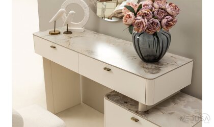 Medusa Home Mobilya - Pufa Yatak Odası