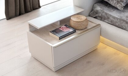Medusa Home - Shelby Komodin Medusa Home - Shelby Komodin