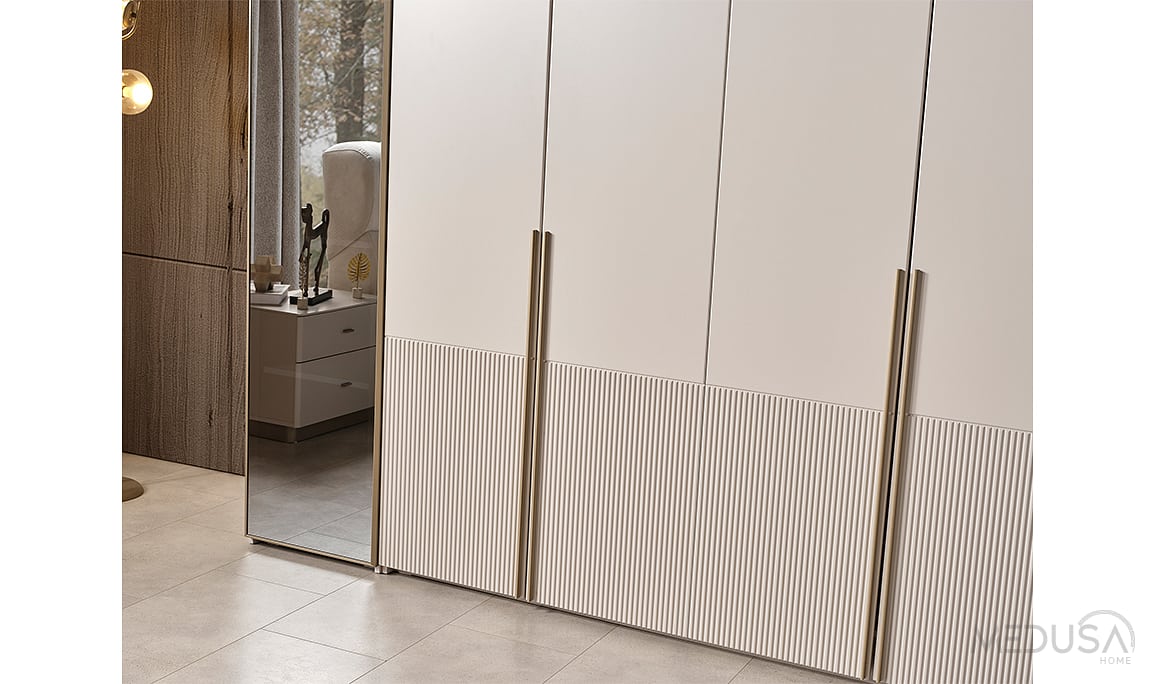 Medusa Home Mobilya - Silvia Gardırop - Camlı