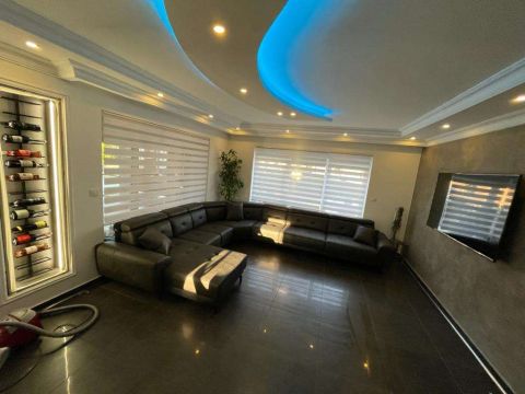 Medusa Home Mobilya - Uğur Bey - Fransa